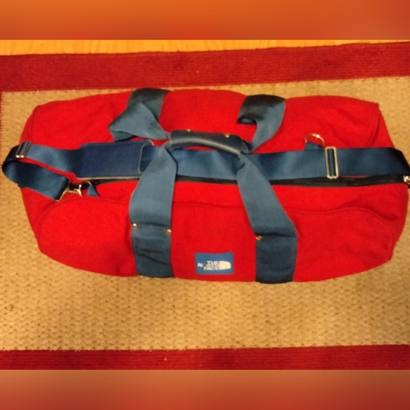 The North Face Base Camp duffle bag sz. L - Picture 5 of 15